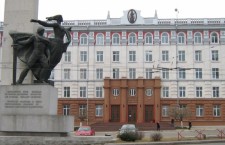 Академия Наук Молдовы и памятник Родине-Матери