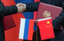 Владимир Путин и Си Цзиньпин на церемонии подписания документов по результатам российско-китайских переговоров.