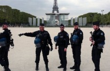 _95802257_frenchpolice